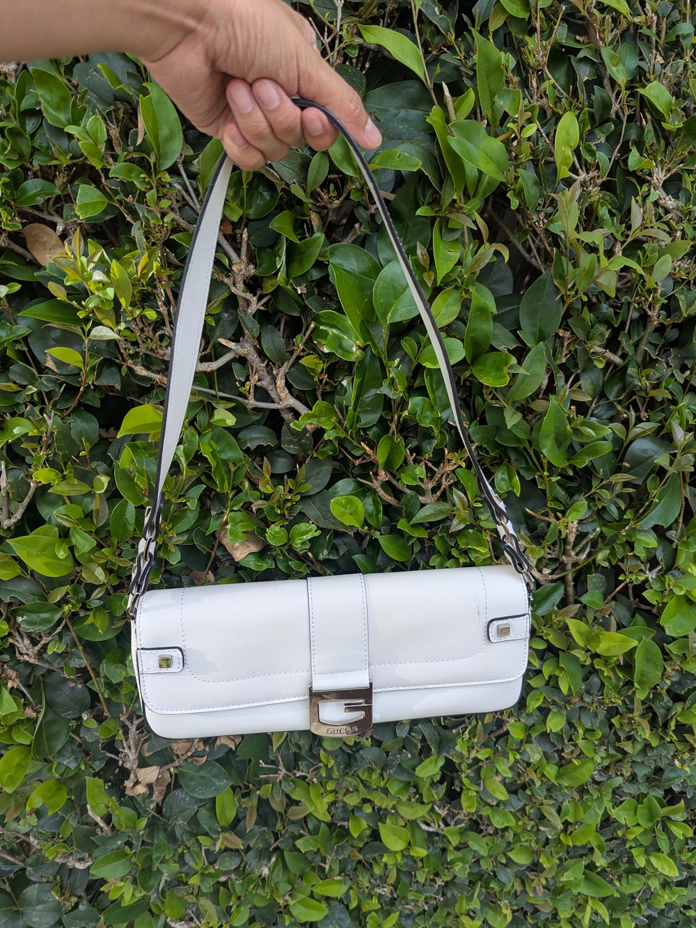 Vintage Y2K Guess White Shoulder Bag